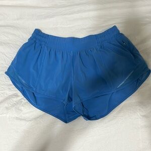 blue nile lululemon hotty hot shorts 2.5”